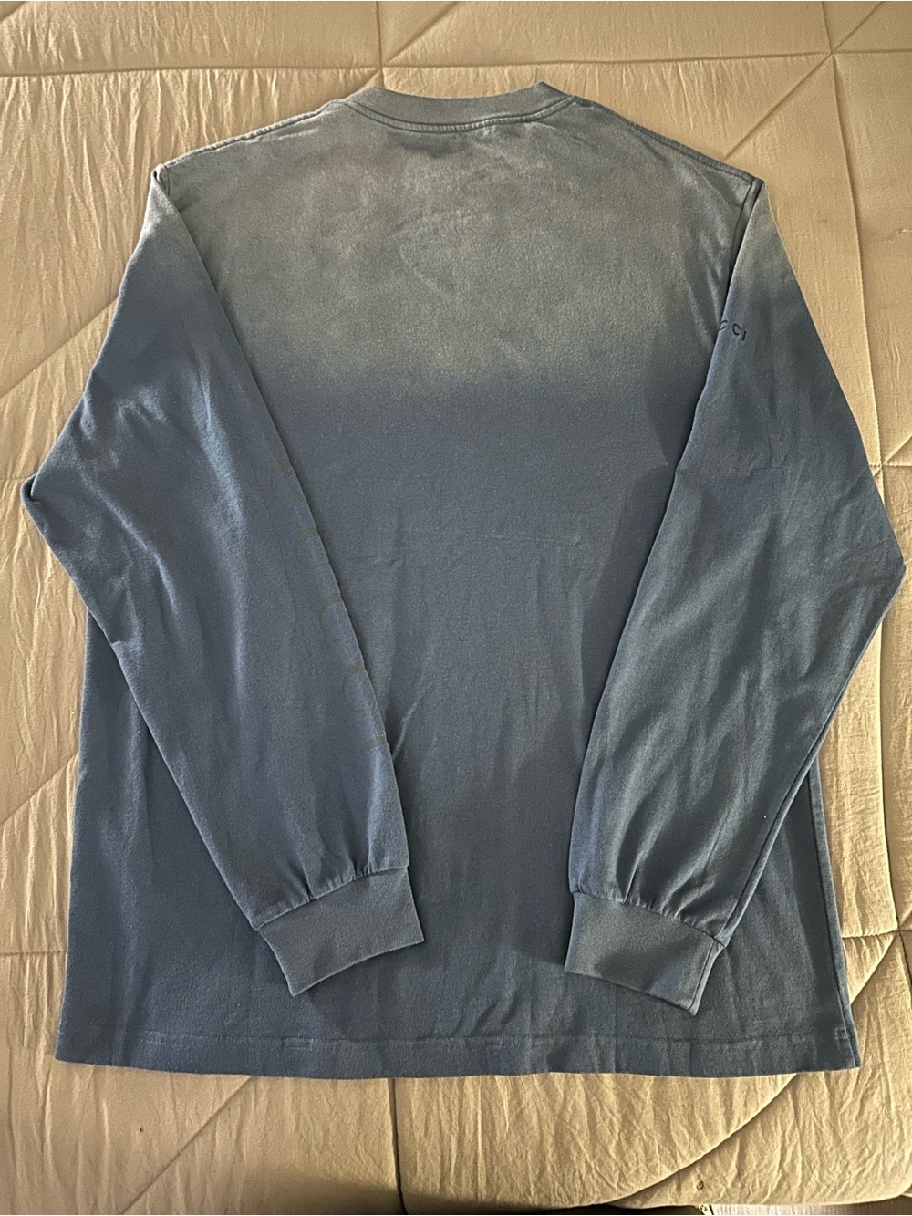 Gucci GG Logo Long-Sleeve Tee - Picture 8 of 14